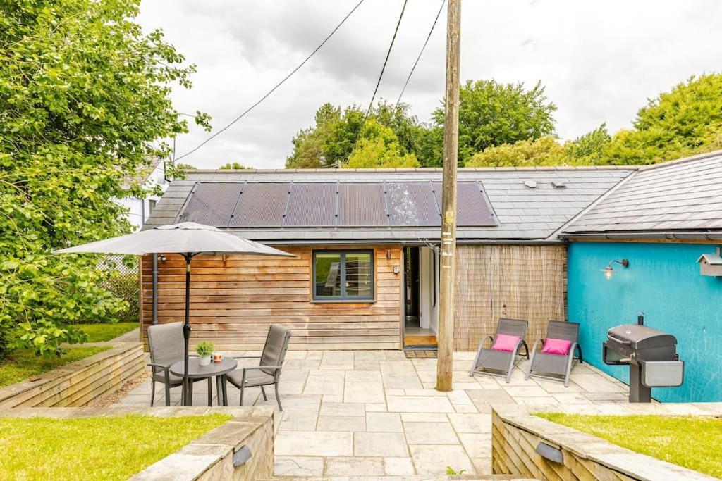 Cosy Cotswolds Retreat Near Bath & Castle Combe Daire Chippenham  Dış mekan fotoğraf